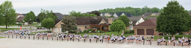 5k run participants in action