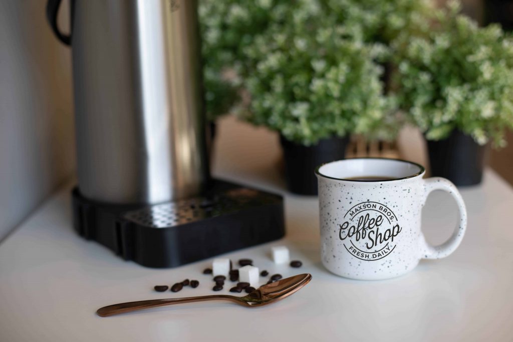 custom coffee shop mugs