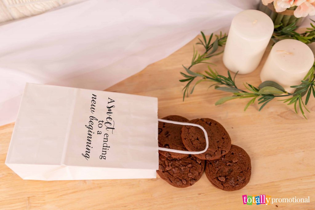 custom wedding paper bags with cookies