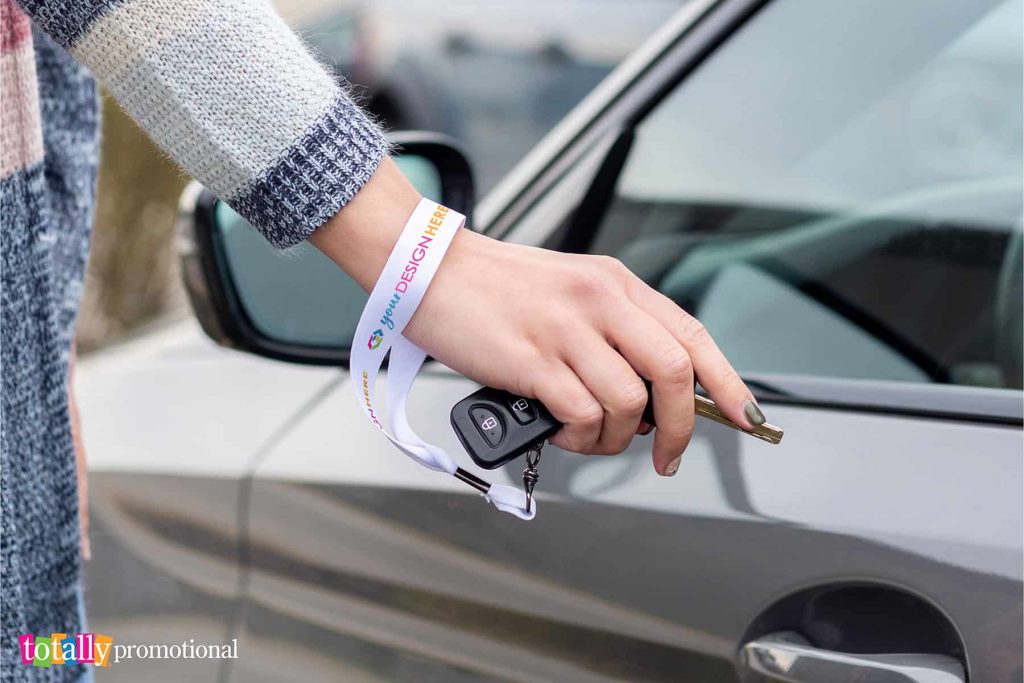 customized white wrist lanyard for car keys